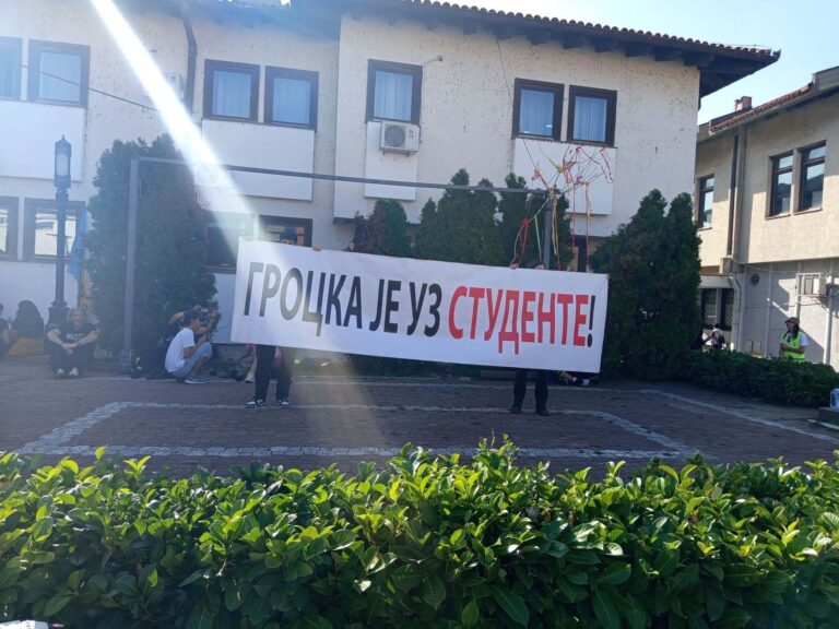 NASLOVNA1